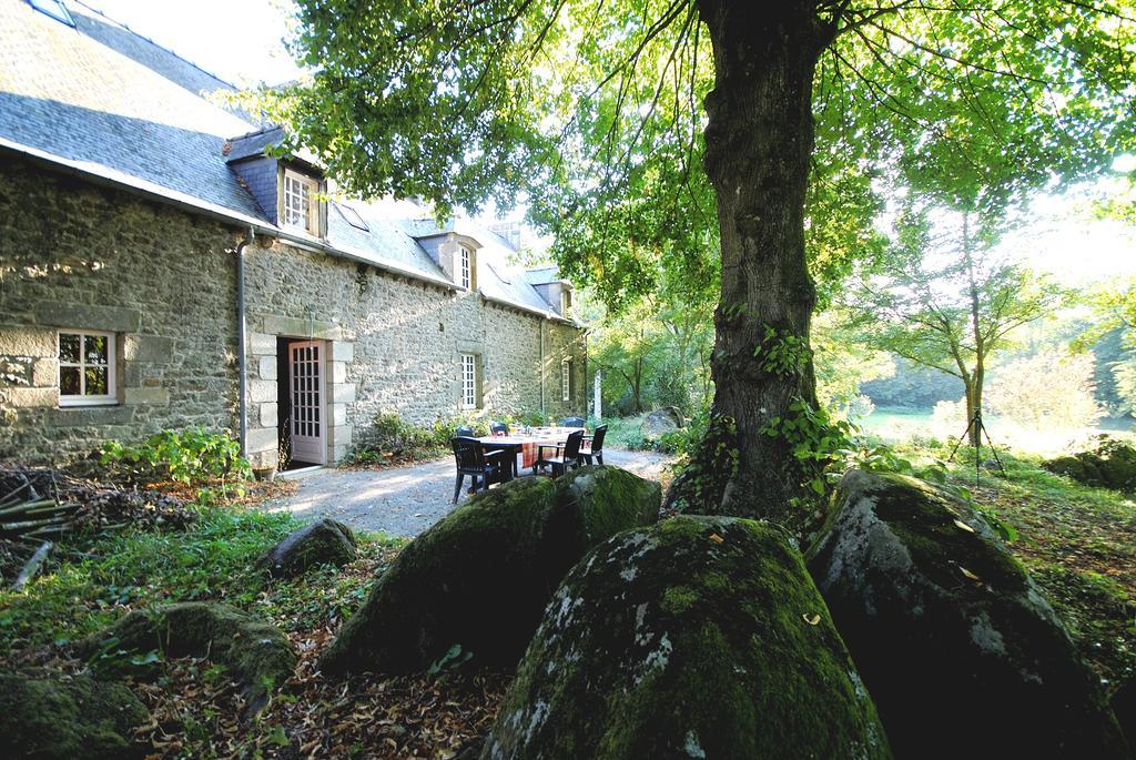 Bed and Breakfast La Grande Sauvagere Saint-Pierre-de-Plesguen Екстер'єр фото